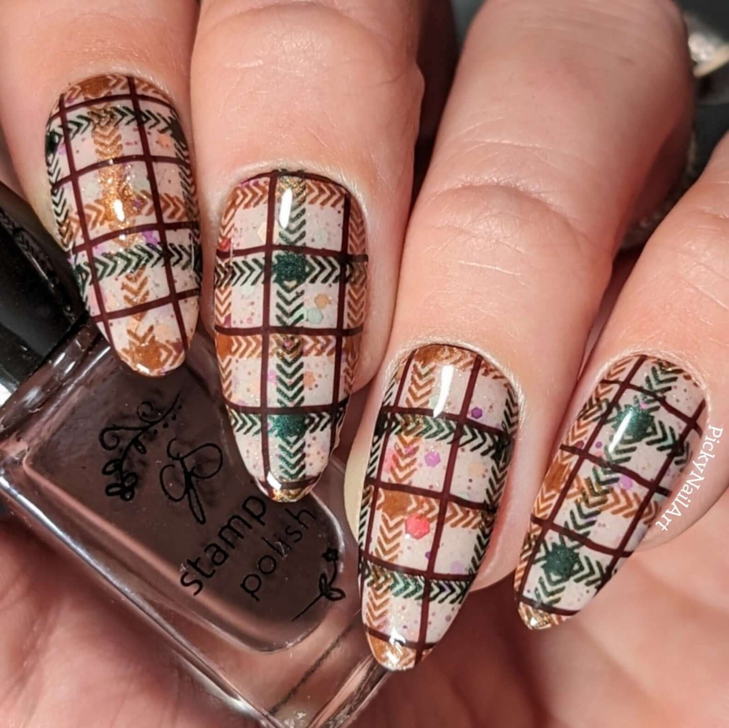 Festive Plaid - One (CjSC-83) Steel Nail Art Layered Stamping Plate