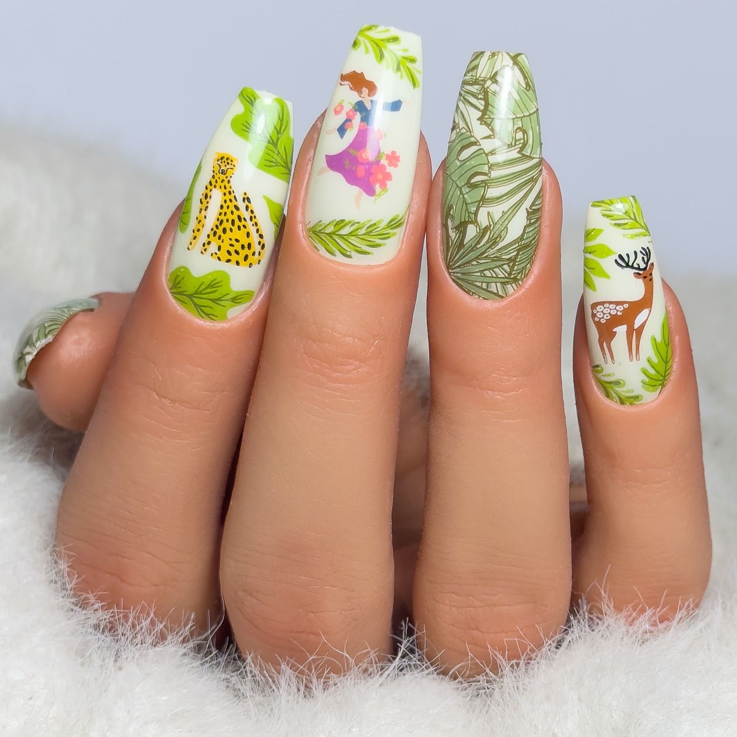 Into the Wild (CjS-343) Steel Nail Art Layered Stamping Plate