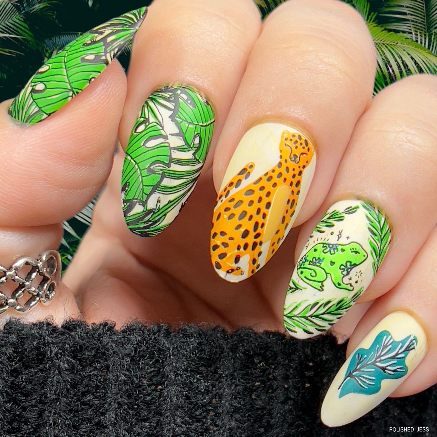 Into the Wild (CjS-343) Steel Nail Art Layered Stamping Plate