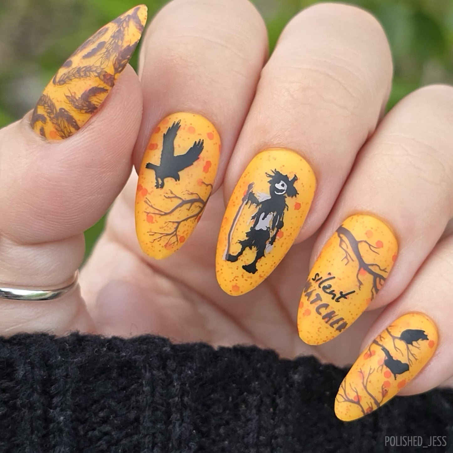 Silent Watcher (CjS-371) Steel Nail Art Layered Stamping Plate